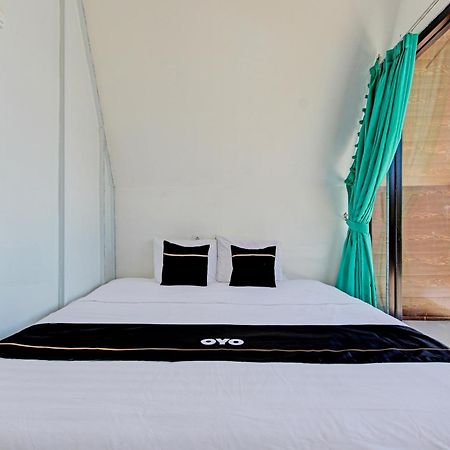 Palette 93389 Osanna Beach Resort Wonogiri Экстерьер фото