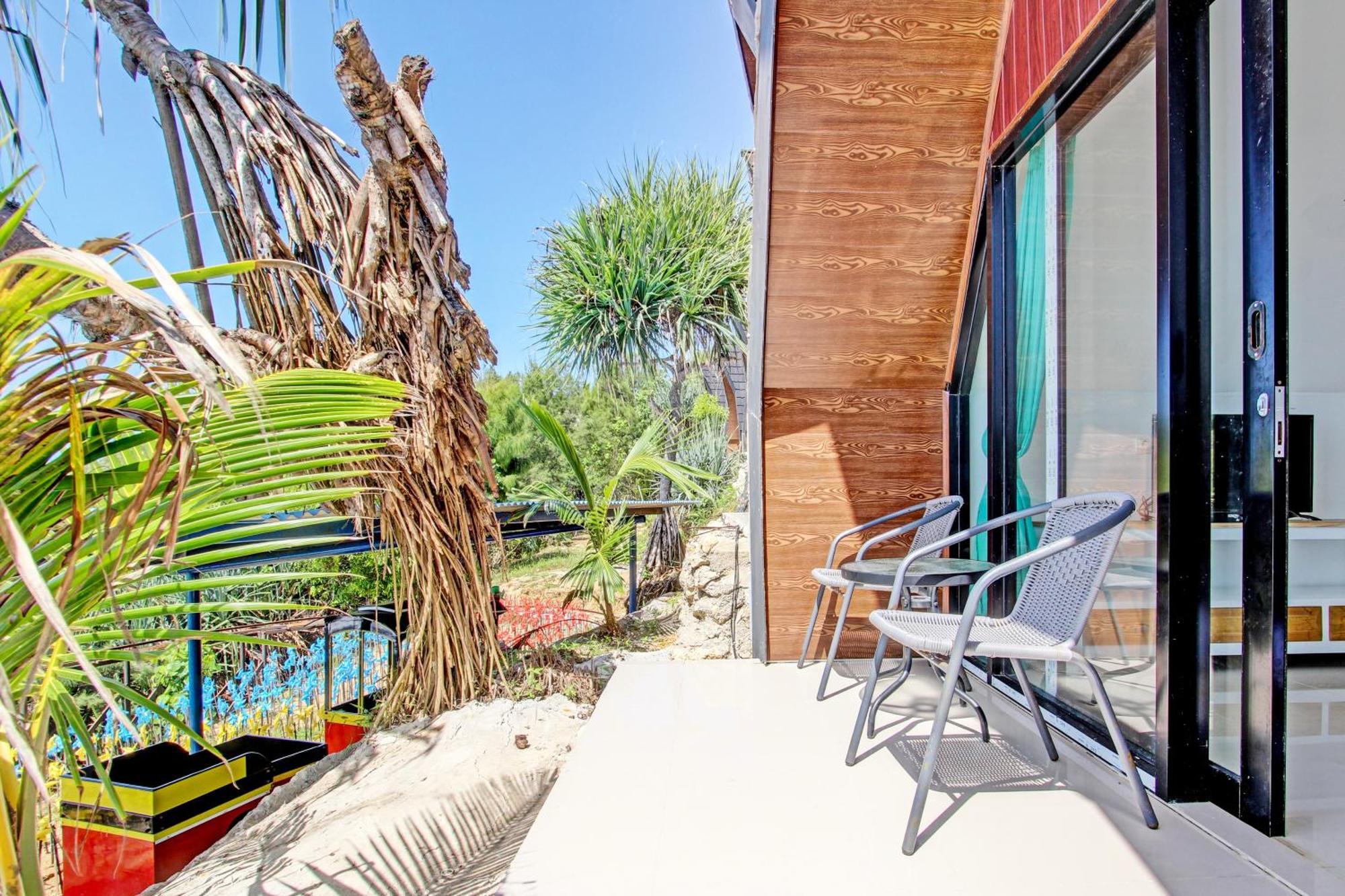 Palette 93389 Osanna Beach Resort Wonogiri Экстерьер фото